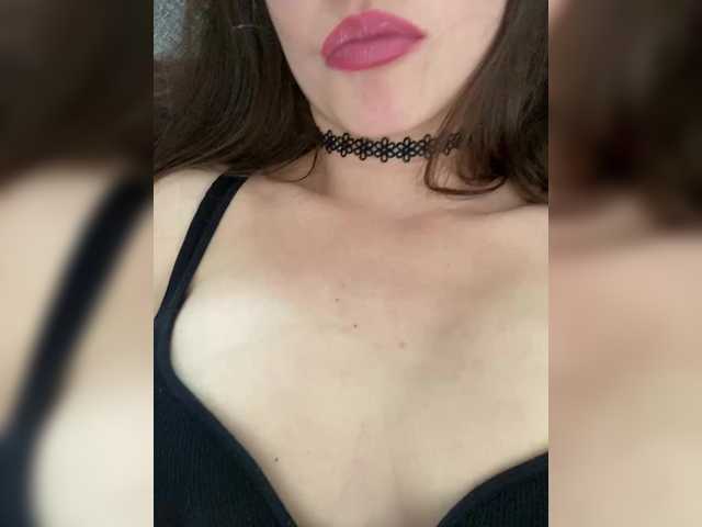 Alisia_Purr