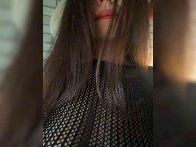 Alisia_Purr
