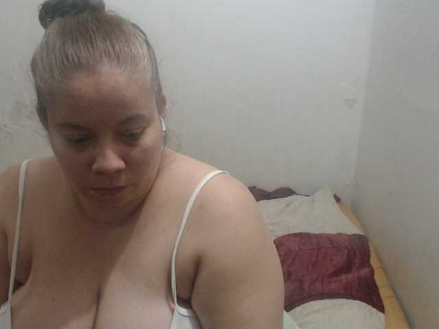 tiffa1hot live cam on BongaCams