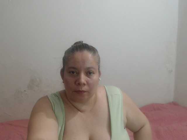 tiffa1hot webcam bongacams model stream image
