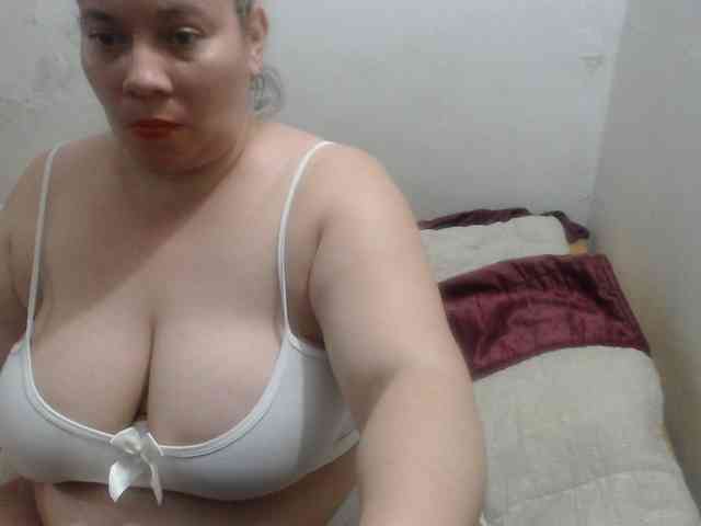 Tiffa1hot's live stream