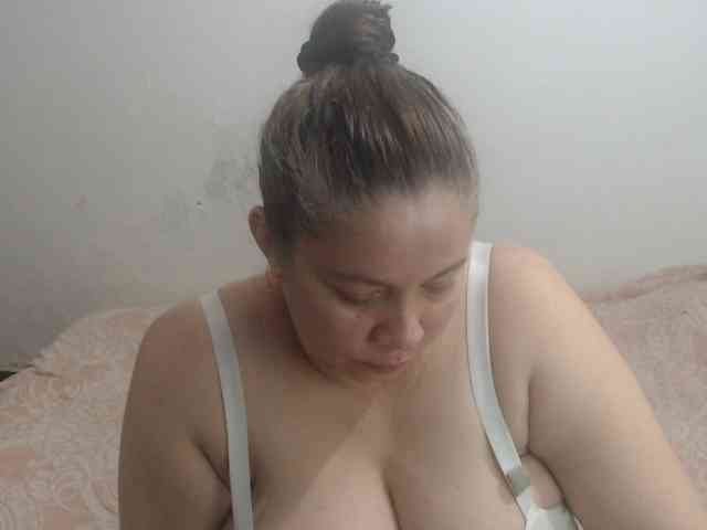 tiffa1hot webcam