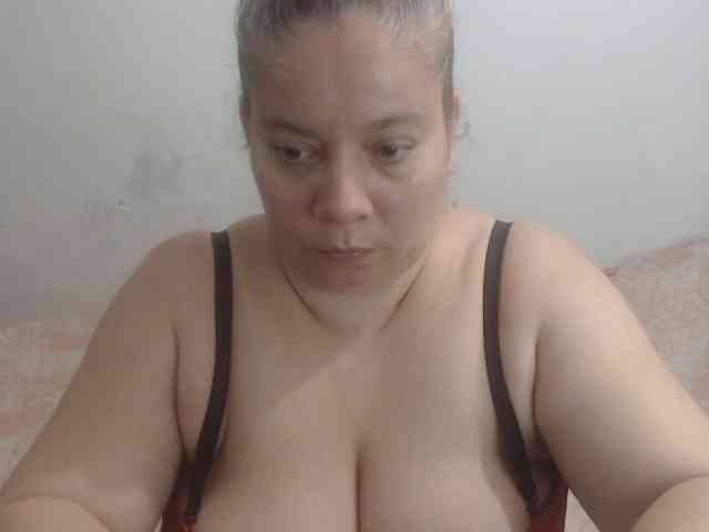 tiffa1hot webcam