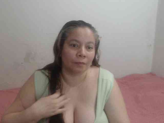 tiffa1hot webcam