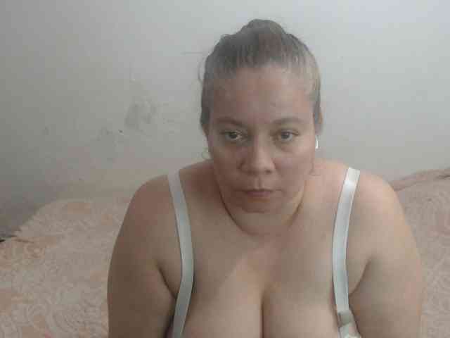 tiffa1hot webcam