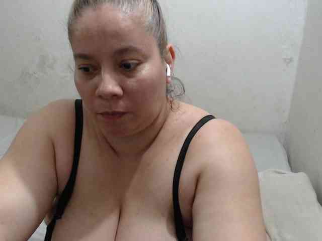 tiffa1hot webcam