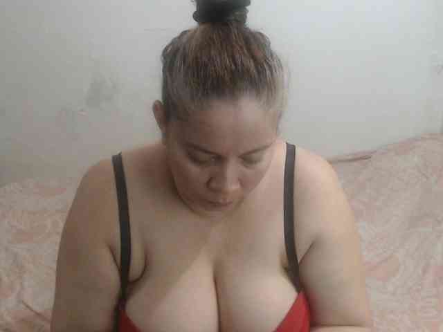 tiffa1hot webcam