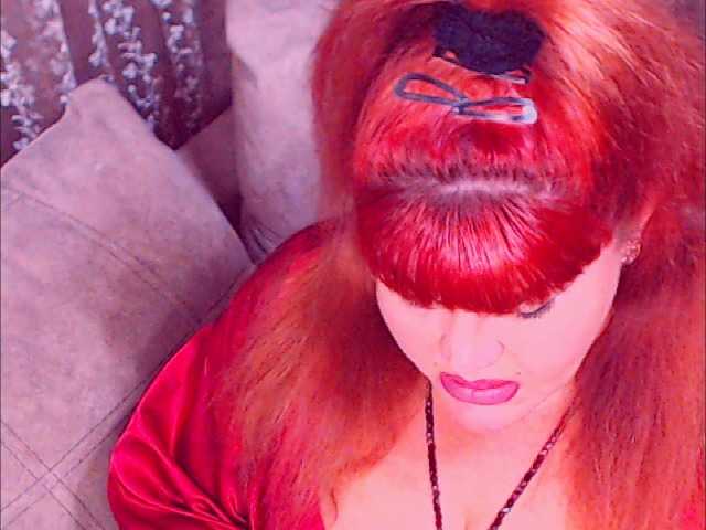 RedBustyX live cam on BongaCams