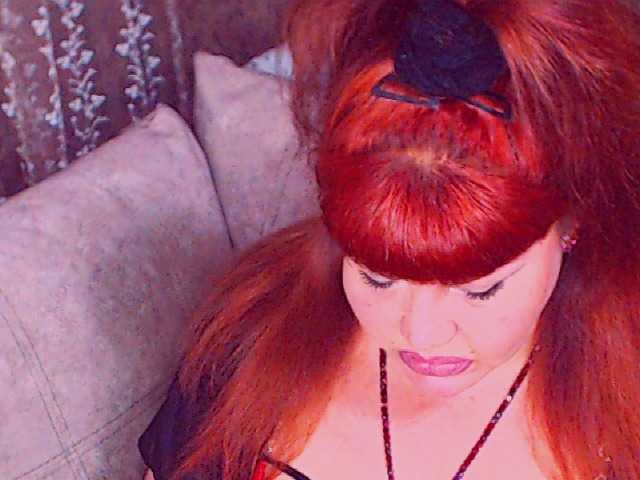 RedBustyX live cam on BongaCams