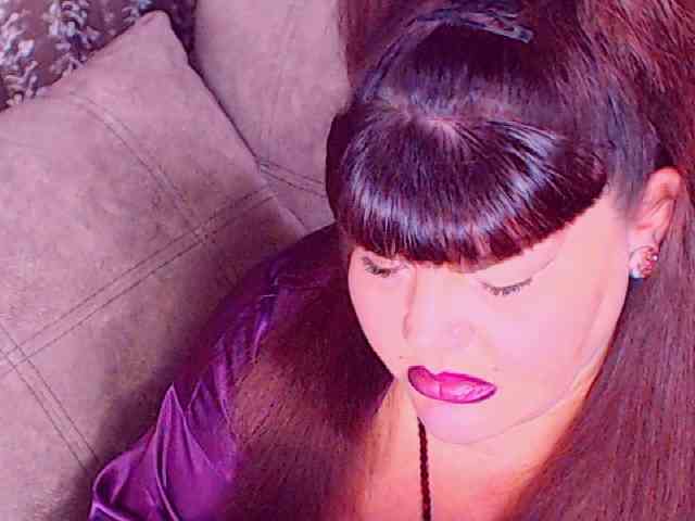RedBustyX's webcam live show