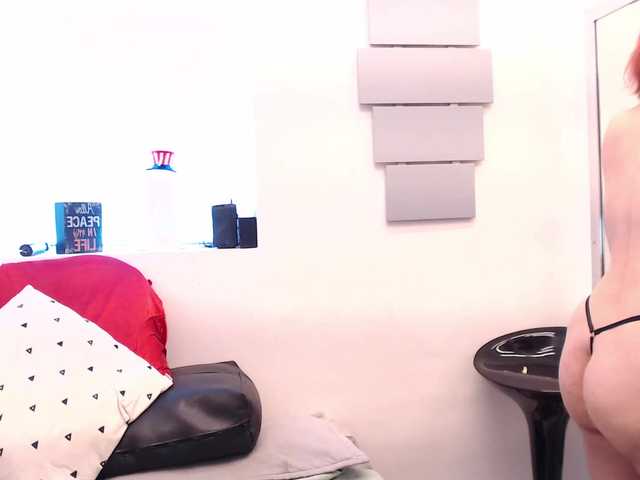 evatwiss live cam on BongaCams