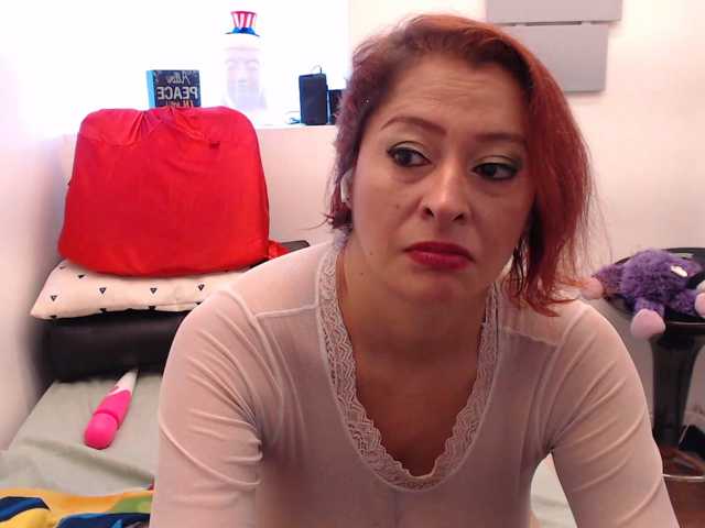 evatwiss, en vivo ahora en BongaCams