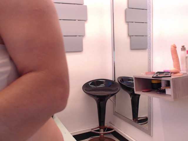 evatwiss live cam on BongaCams