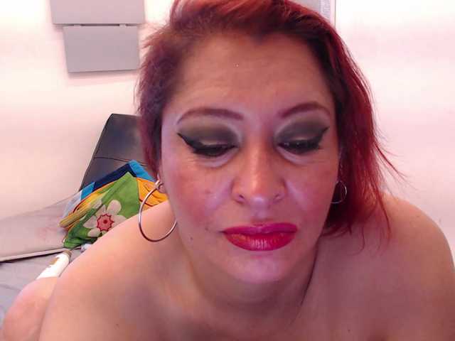 evatwiss live cam on BongaCams