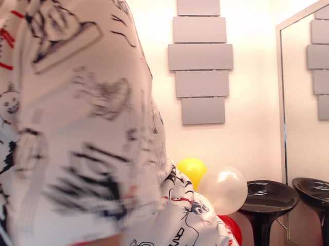 evatwiss live cam on BongaCams