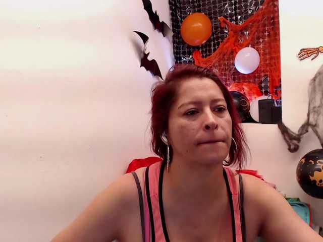evatwiss live cam on BongaCams
