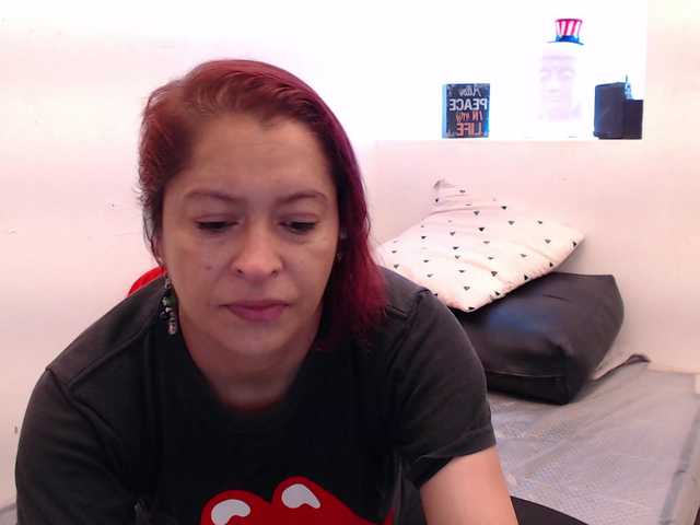 evatwiss live cam on BongaCams