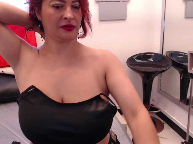 evatwiss live cam on BongaCams