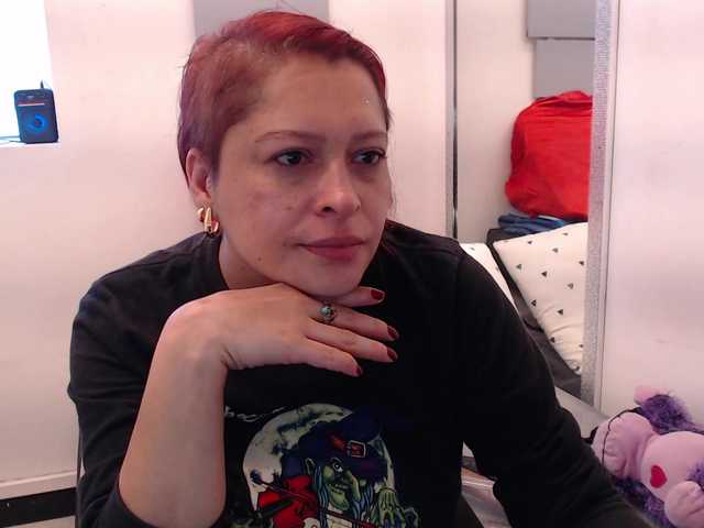 evatwiss live cam on BongaCams