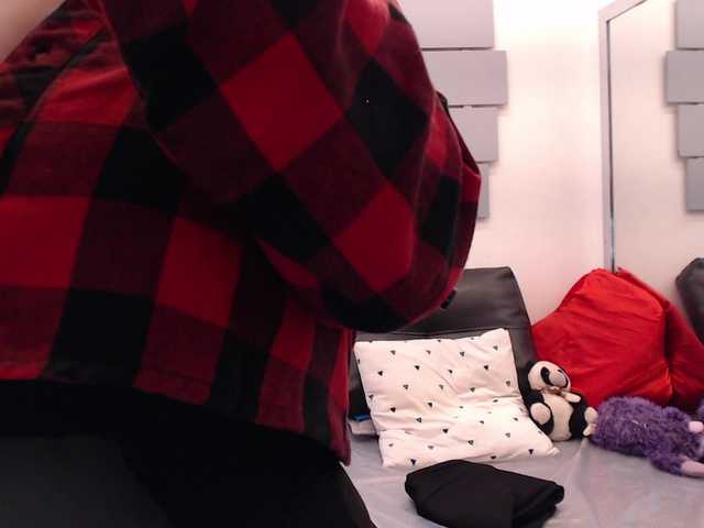 evatwiss live cam on BongaCams
