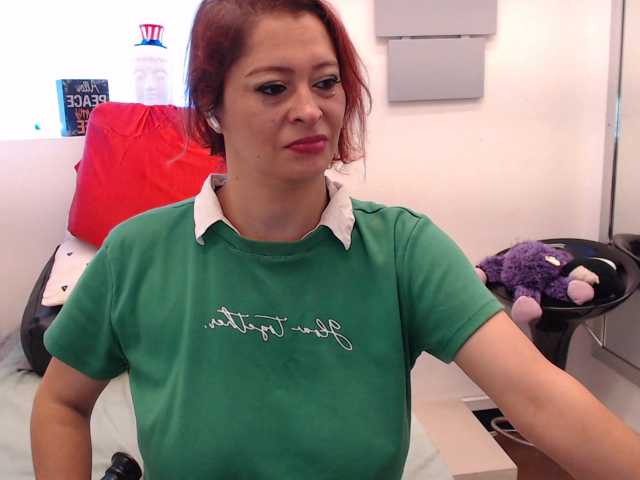 evatwiss, en vivo ahora en BongaCams