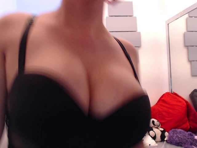 evatwiss cam en direct sur BongaCams