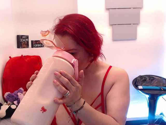 evatwiss live cam on BongaCams