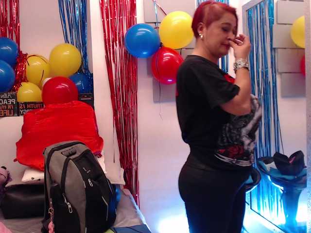 evatwiss live cam on BongaCams