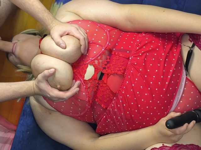AllHolesLoveGirl