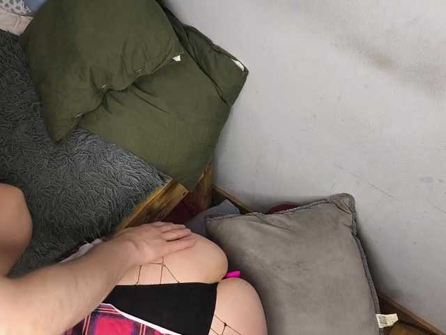 AllHolesLoveGirl