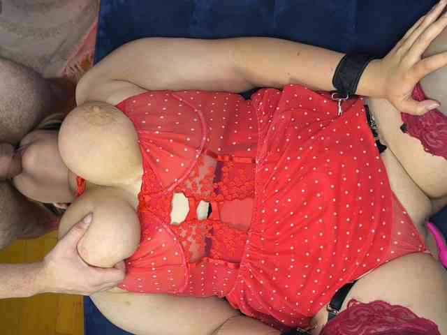 Model: AllHolesLoveGirl