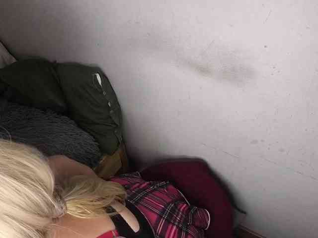 AllHolesLoveGirl