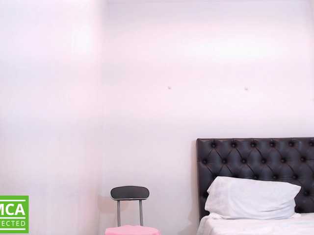 amysnow live cam on BongaCams