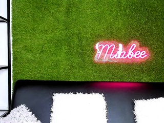 MiaBeeX Porn Show