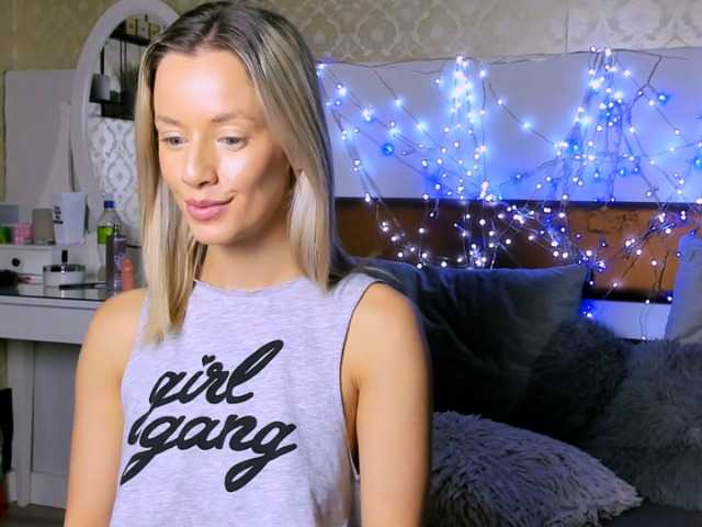 MiaBeeX