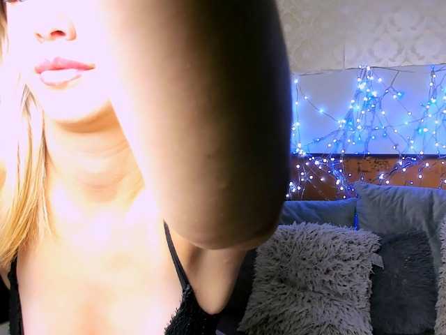 MiaBeeX
