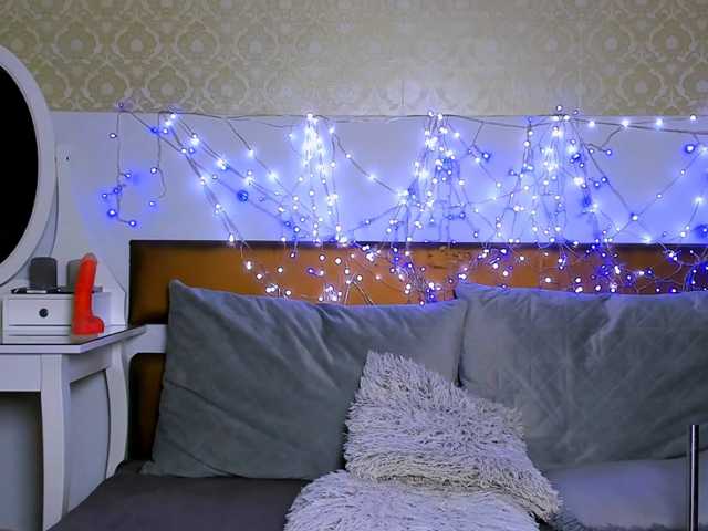 MiaBeeX