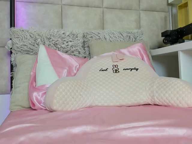 MiaBeeX