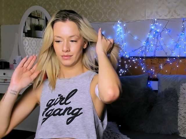 MiaBeeX