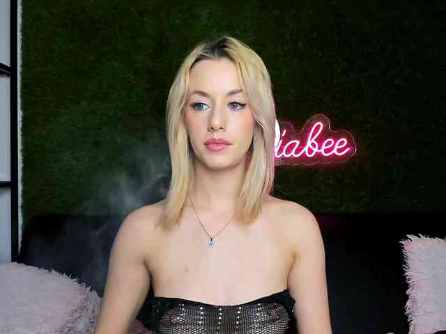 MiaBeeX webcam