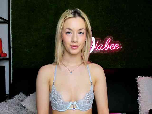 MiaBeeX webcam