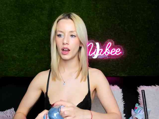 MiaBeeX webcam