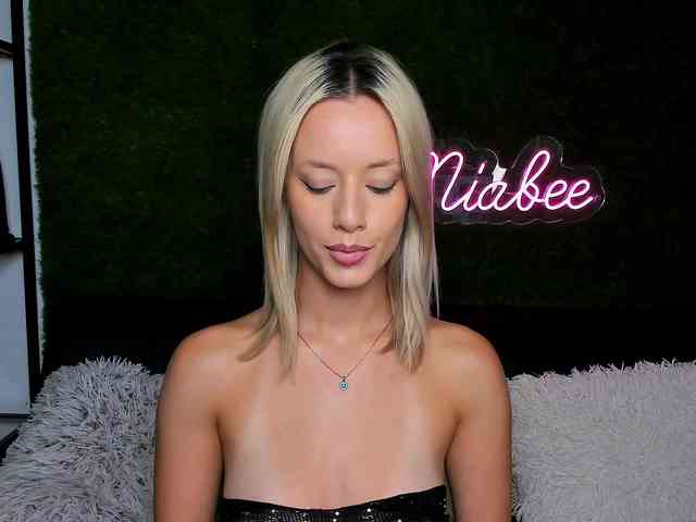 MiaBeeX webcam