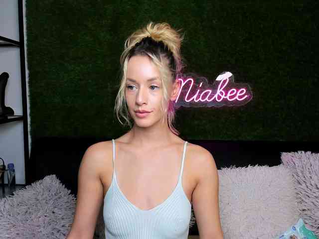 MiaBeeX webcam