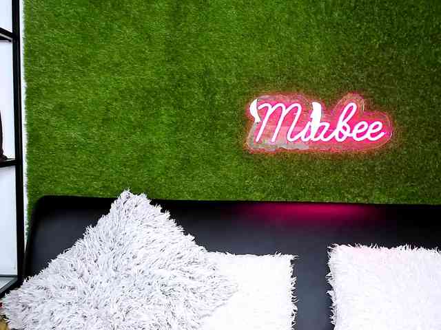 MiaBeeX