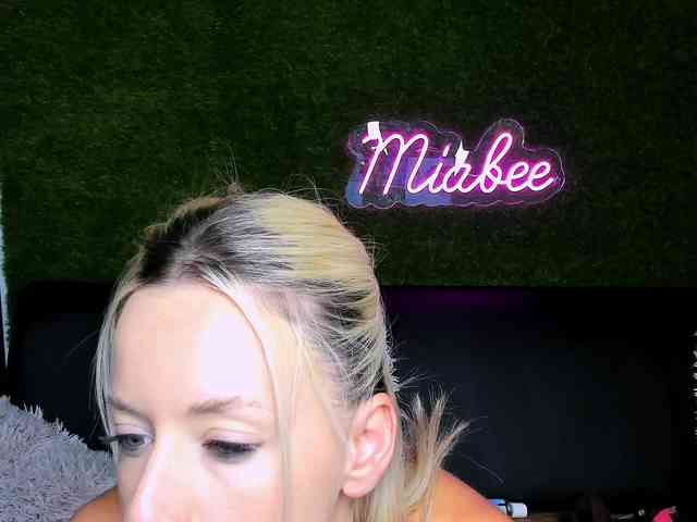 miabeex's live room