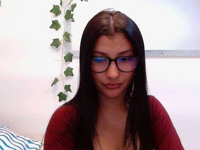 louisk2 live cam on BongaCams