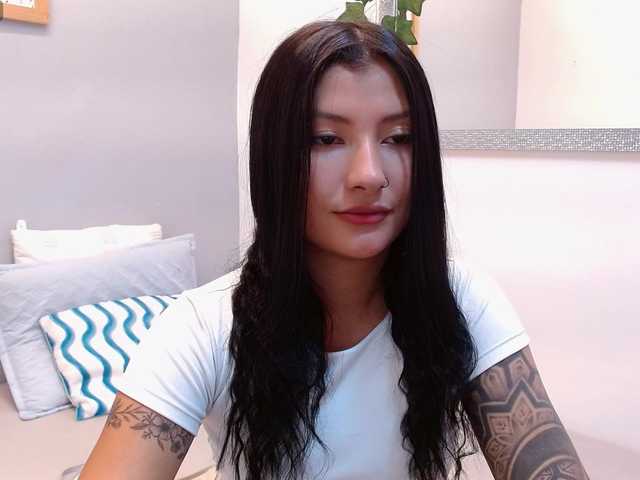 louisk2 live cam on BongaCams