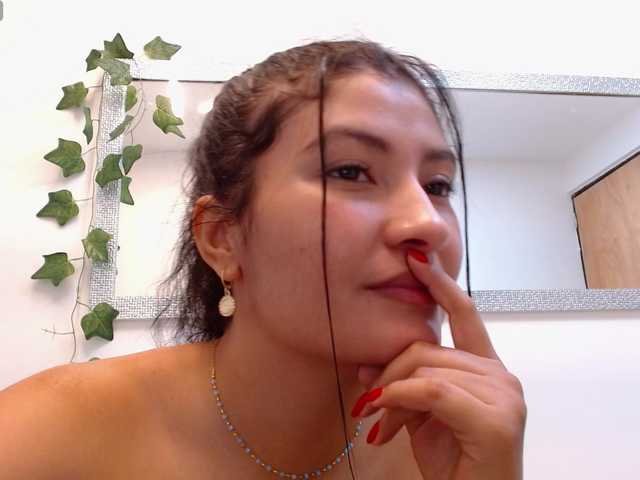 louisk2 live cam on BongaCams
