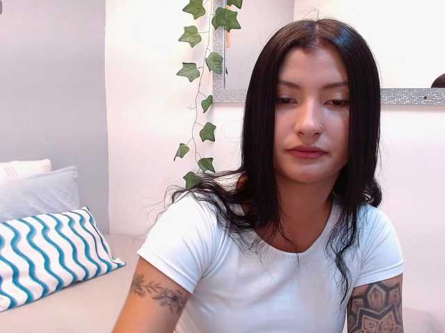 louisk2 live cam on BongaCams